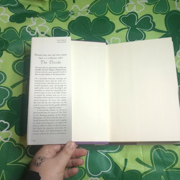 The Divide by Nicholas Evans 2005 Hard Cover with Dust Cover - Picture 2 of 12